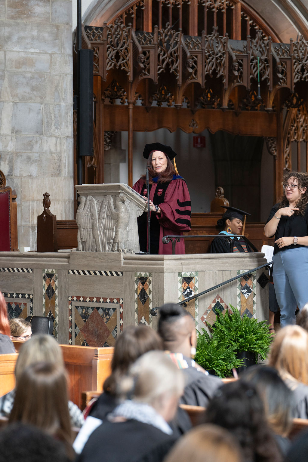 Dean Deborah Gorman-Smith speaks to graduates and the invited families and friends in Rockefeller Chapel. 