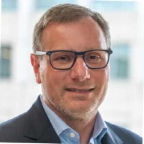 headshot of Scott Barash